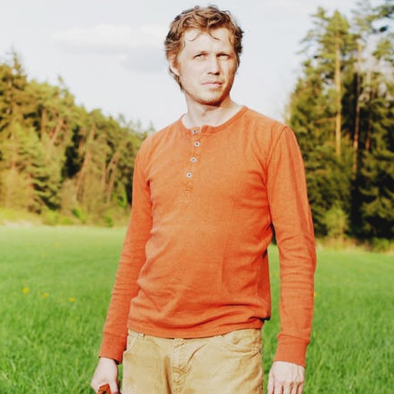 (image for) Orange Sweater